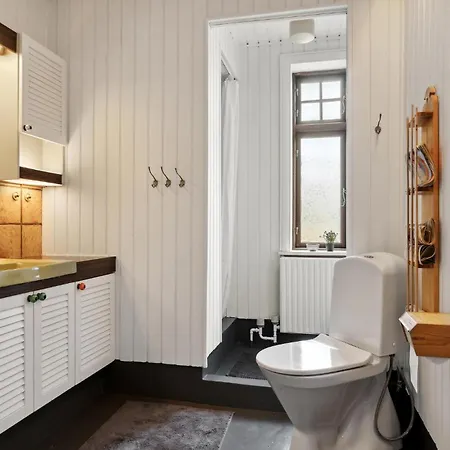 Prázdninový dům 5 Bedroom Cozy In *