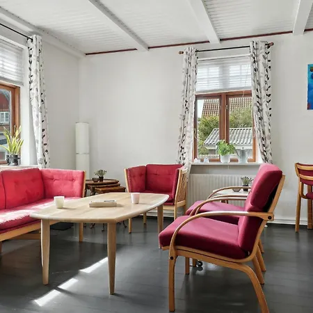 5 Bedroom Cozy In *