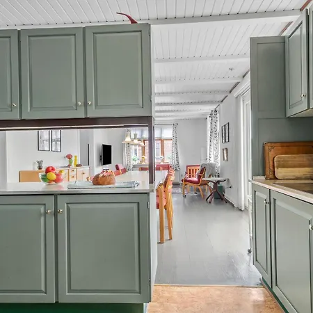 5 Bedroom Gorgeous In Vakantiehuis